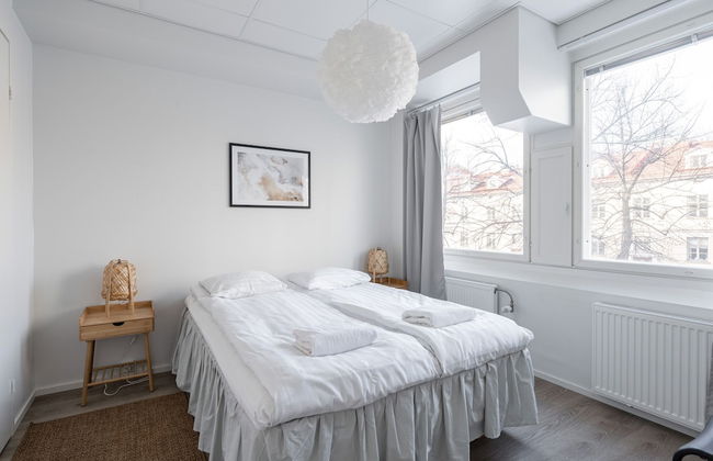 2BR Downtown Home with Balcony & BEST Location - Foto 19