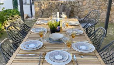 Villa Avril Elegante villa para familias y grupos cerca de Sitges 7 dormitorios Piscina privada XXL - Photo 3