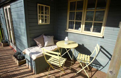 Treetops Lodge, Bantham, South Devon, a tranquil rural retreat - Foto 10