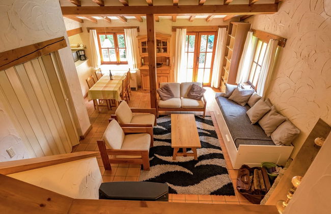 Cosy and Snug Holiday Home With Joint Swimming Pool - Foto 12