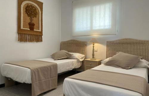 Apartamento 1ª Línea de Playa - Con Piscina y Parking - Photo 16