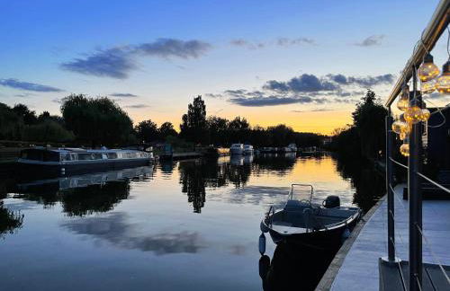 Cosy Island Cottage with Boat in Henley-on-Thames - Foto 28