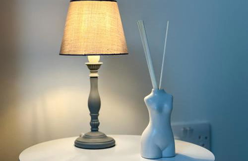 NEW Edwin Bing Mews -Luxury City Centre Home - FREE Parking - Foto 8