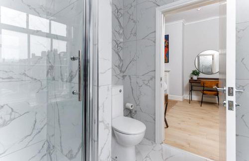 Flatzy - City Centre Mansion, Sleeps 22, 5 Baths - Foto 15
