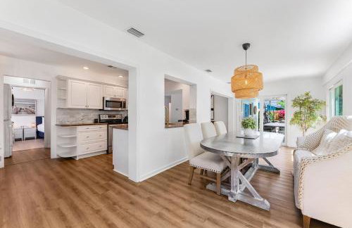 Stunning Tropical Heated Pool House Near The Beach - Foto 41