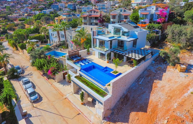 Luxurious 3 bed Villa Located in Kasantalya Turkey With Private Pool and gym - Photo 37