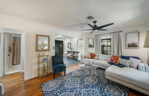 Next to Expo, 5 beds, Hot-tub, corn hole, pets! - Foto 12