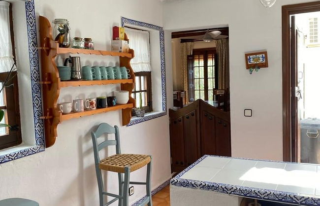 Spacious Holiday Home With Private Garden - Foto 13