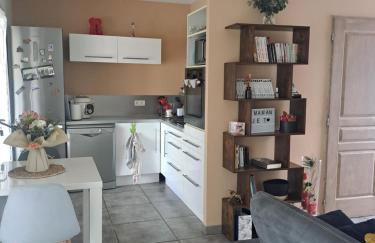 Jolie petite maison tout proche d avignon - Foto 9