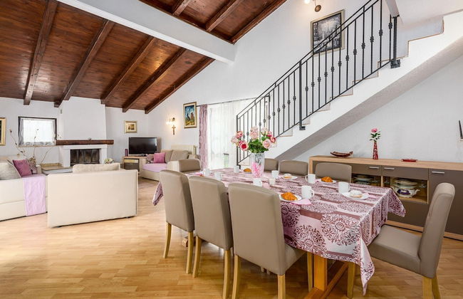 Scenic Villa With Private Garden - Foto 26