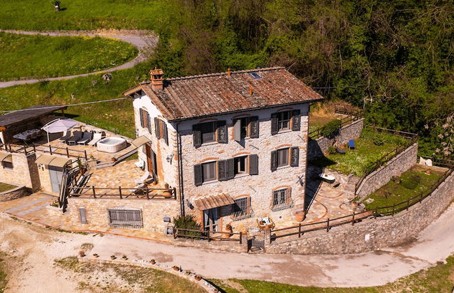 Villa Fenice - Elegant Country House - Photo 1