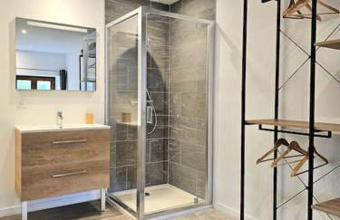 Appartement de 80m² plein sud entièrement rénové - Foto 13