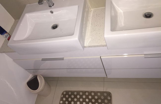 CBD Home Away From Home - Foto 21