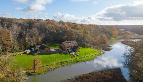 Serene Riverside: 6BR Luxury Retreat in Curdridge - Foto 2