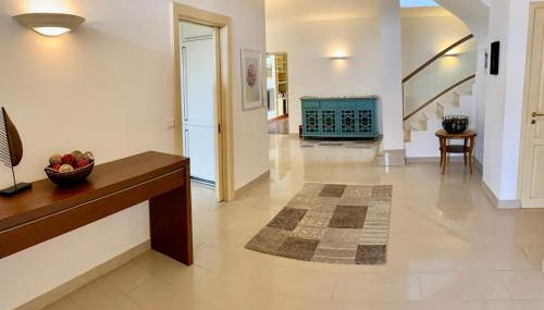 5 Bed Villa, 6 Baths, View and Beautiful Pool - Foto 4