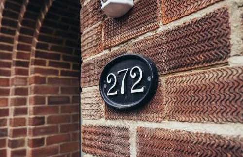 Huge 4 Bed Family Home in Derbyshire with Parking - Foto 11