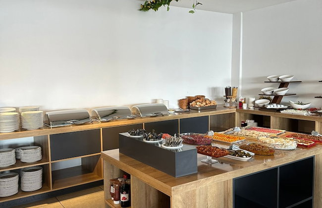 Rena Grand Residence & Suite - Foto 47