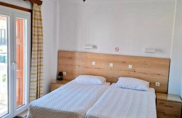 Lefteris Rooms - Foto 11