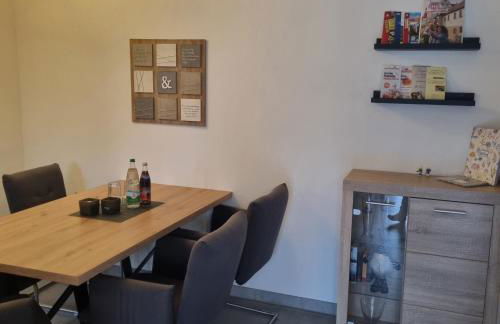 Ferienwohnung Wiesengrund, Ruhig im Ortsteil von Roth, nähe Rothsee, 25 min Messe Nbg - Foto 4