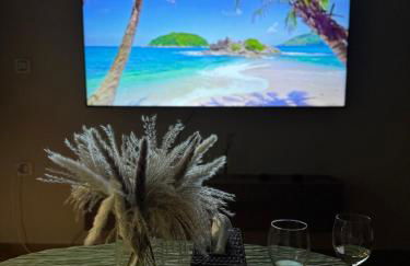 Relax & Sunshine - Modern 2BR Apartment, 100m2, nature view, 30 min from San Teodoro - Ideal for families, groups & Smartworkers - Foto 10