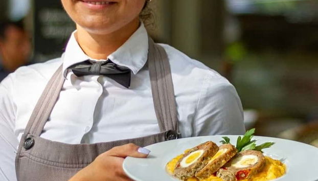 Traditional Meal at the Zylinder Cafe - Foto 4