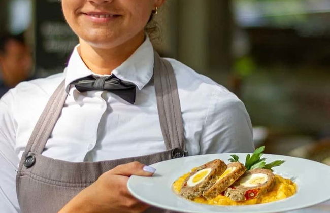 Traditional Meal at the Zylinder Cafe - Foto 4