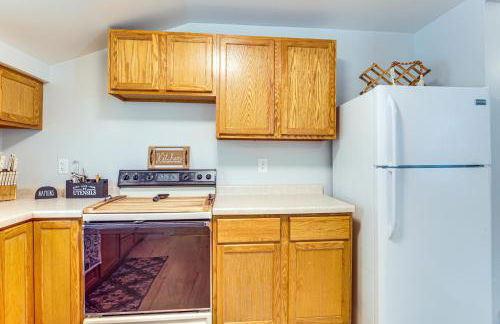 4 Mi to Lake Superior Calumet Getaway! - Foto 8