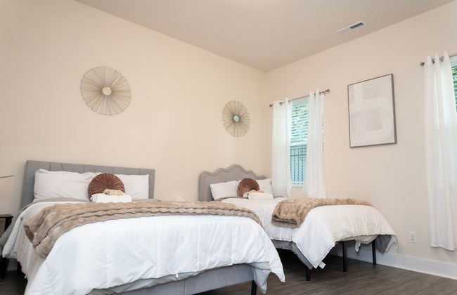 Cozy Retreat near Uptown Charlotte with Free Parking & Wi-Fi - Foto 11