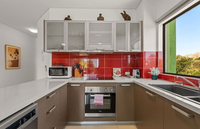 Yanti at Nightcliff Foreshore Pool Shops Cafe - Foto 6