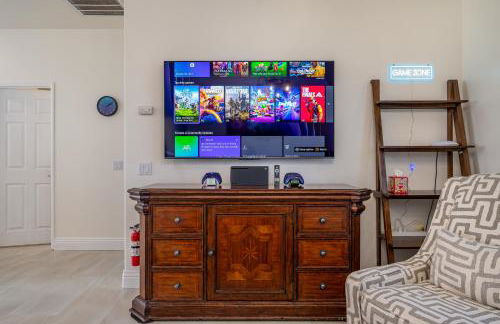 Coachella Play - 6BR Multi-Gen Fun Zone and Retreat with free heated pool - Foto 38