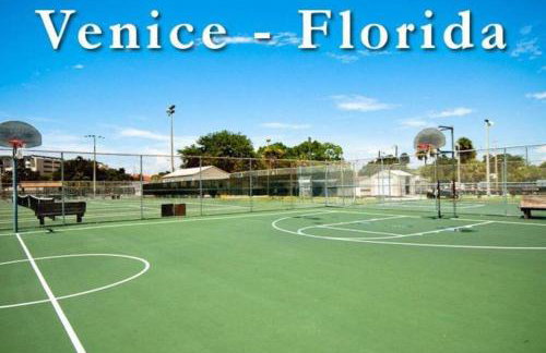 Great shape after Milton-Pool Home Wows! po - Photo 37