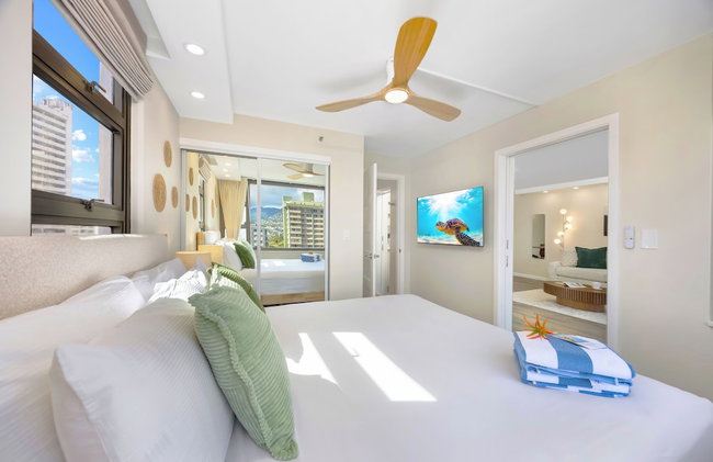 Mountain View Condo with King or Queen Bed and Parking - Photo 47