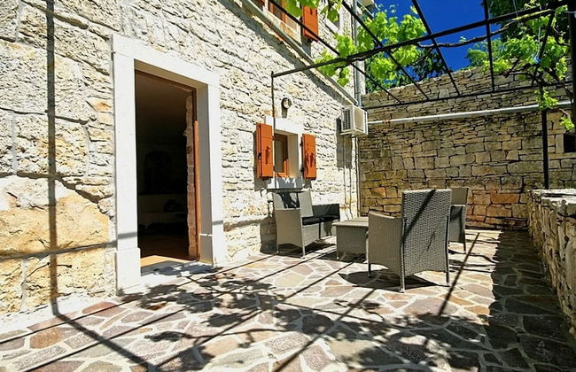 Authentic Villa in Tinjan With Private Pool - Foto 5