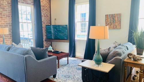 Charming Creole Cottage 2 Blocks Across Rampart St from French Quarter - Photo 4