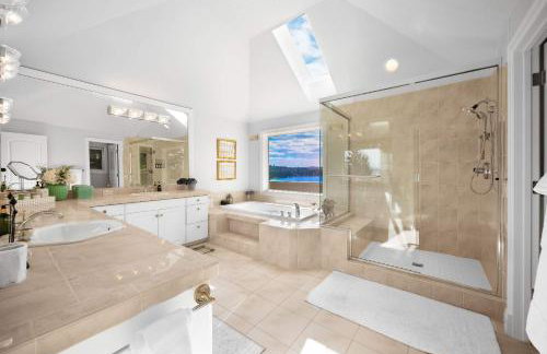 Bellevue 5 140 SqFt Villa Water & City Views - Foto 49