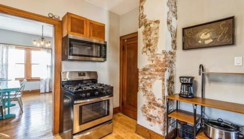 Bright 4BR Bungalow Sleep 12 near Des Moines & i80 - Foto 5