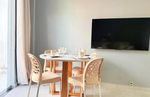 Apto moderno no centro Com Ar e Wi-Fi - Foto 22