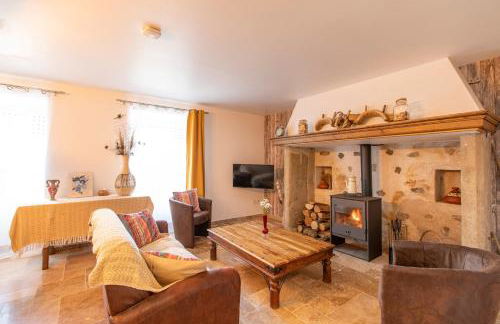 Gîte Chabrignac, jacuzzi et sauna privatif, piscine chauffée partagée, Wifi, salle de jeux - Foto 5