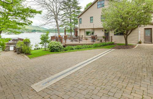 1 Mi to Village Waterfront Oasis in Lake George! - Foto 45