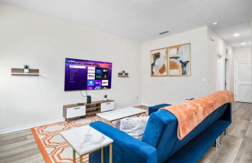 Beautiful Home, Walk to UF, Newly built - Foto 1