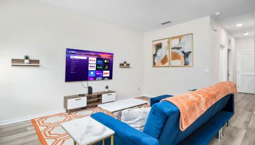 Beautiful Home, Walk to UF, Newly built - Foto 1