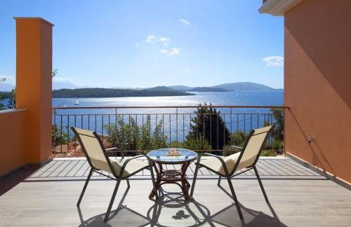 Villa Melias, luxurious villa with superb view of the islands, 400 m from the sea - Foto 1