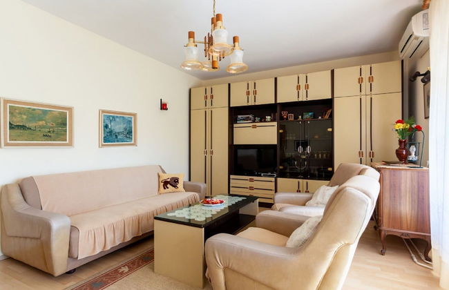 Spacious Holiday Home near Sea - Foto 11