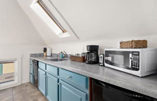 Cozy Victorian Cottage in the Heart of Old Town! - Foto 46