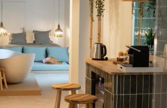 La Penida Suite avec Sauna & Baignoire Hyper Centre Lille - Foto 4