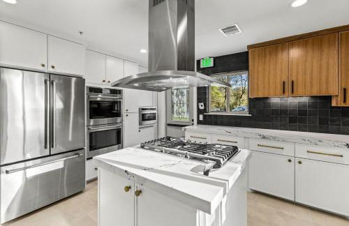 The LUX at West Event & Stay, Pool, Golf & Pickle - Foto 44