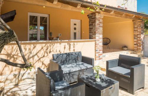 Casa Viktoria with private garden and BBQ - Foto 26