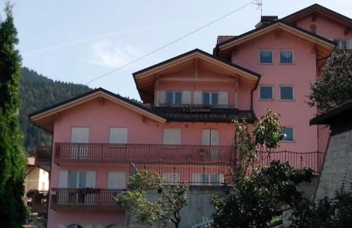 Alba Lucis Suite Rooms - Photo 1