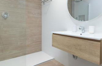 ApartUP Valencia Opera - Photo 31