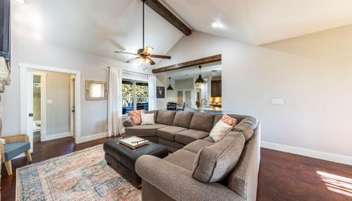 Hilltop Hideaway-Rest, Relax, Reconnect! - Foto 5